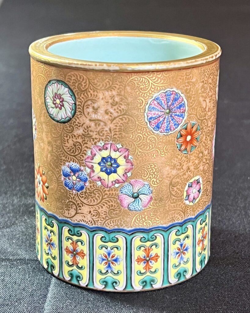 Robert Bradlow - Chinese Art Specialist