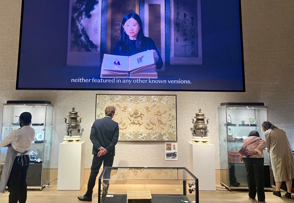 Robert Bradlow - Chinese Art Specialist