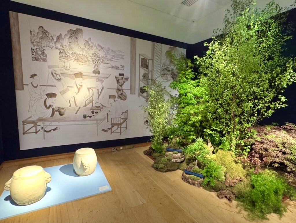 Robert Bradlow - Chinese Art Specialist