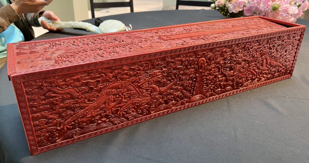 Robert Bradlow - Chinese Art Specialist