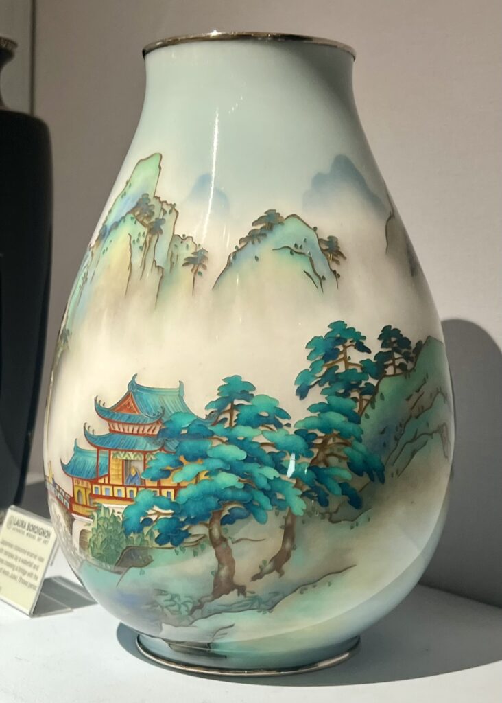 Robert Bradlow - Chinese Art Specialist
