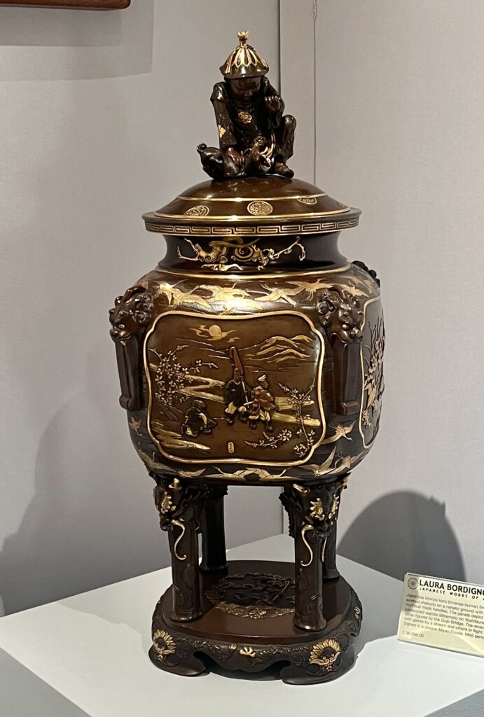 Robert Bradlow - Chinese Art Specialist