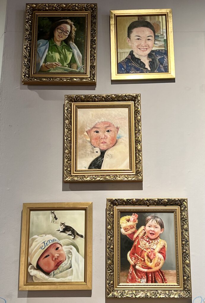 Robert Bradlow - Chinese Art Specialist